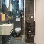 Διαμέρισμα Cozy With Sauna - Le Marais *